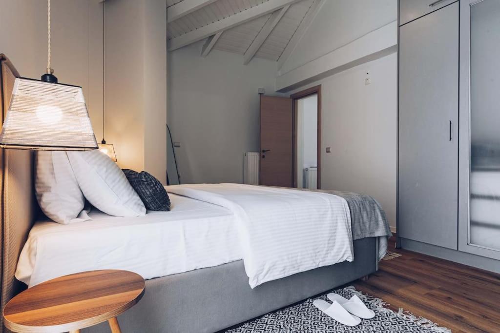 Апартаменты The Repose Aesthetic Apt. R2 Ираклион Экстерьер фото